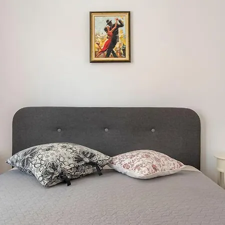 Designed In With Parking Daire Sofya
